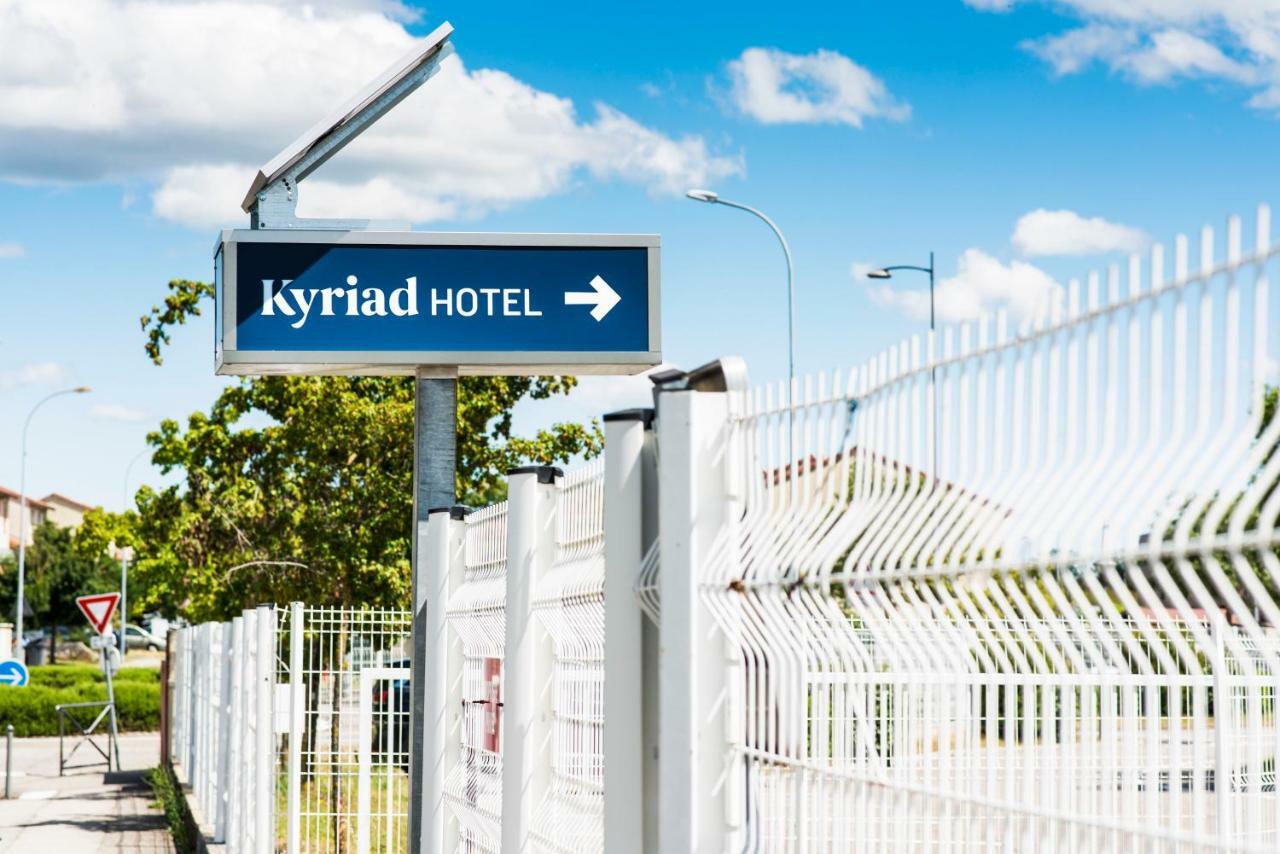Kyriad Lyon Est Stadium Eurexpo Meyzieu Exterior foto
